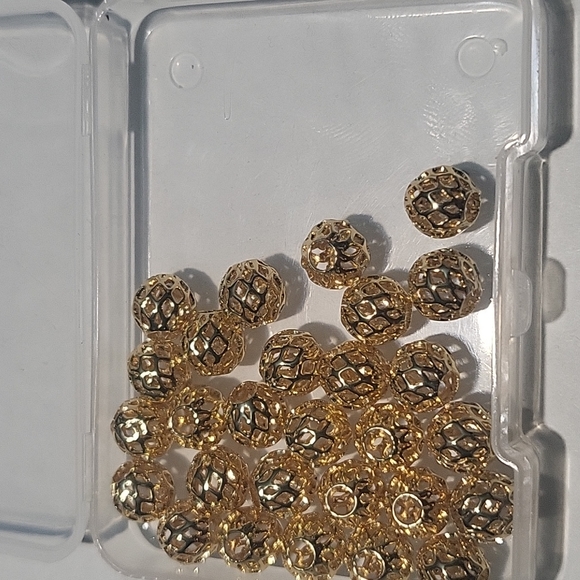 Make your own unique pieces - Picture 4 of 7